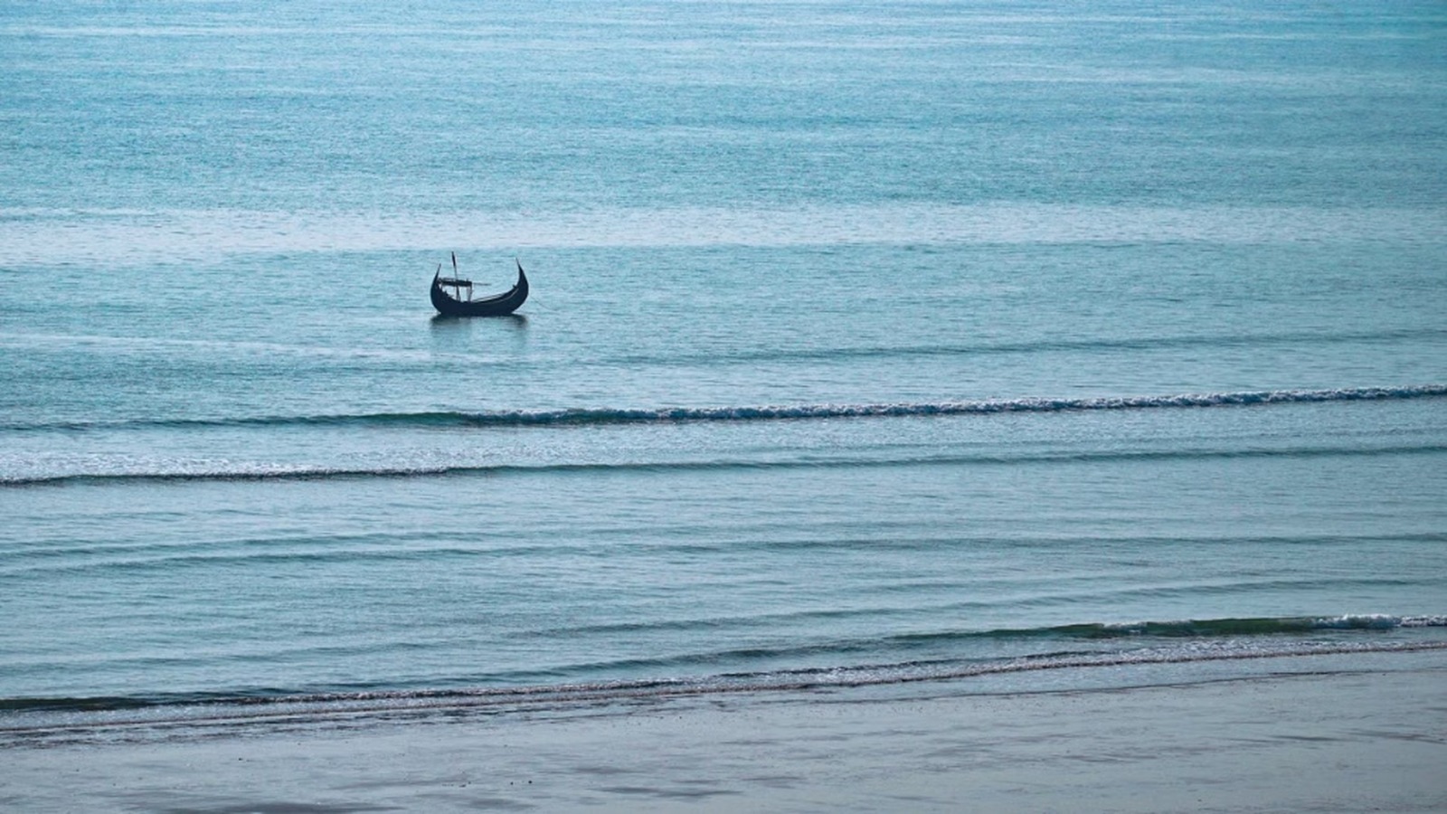 Bangladesh Flag in Waves